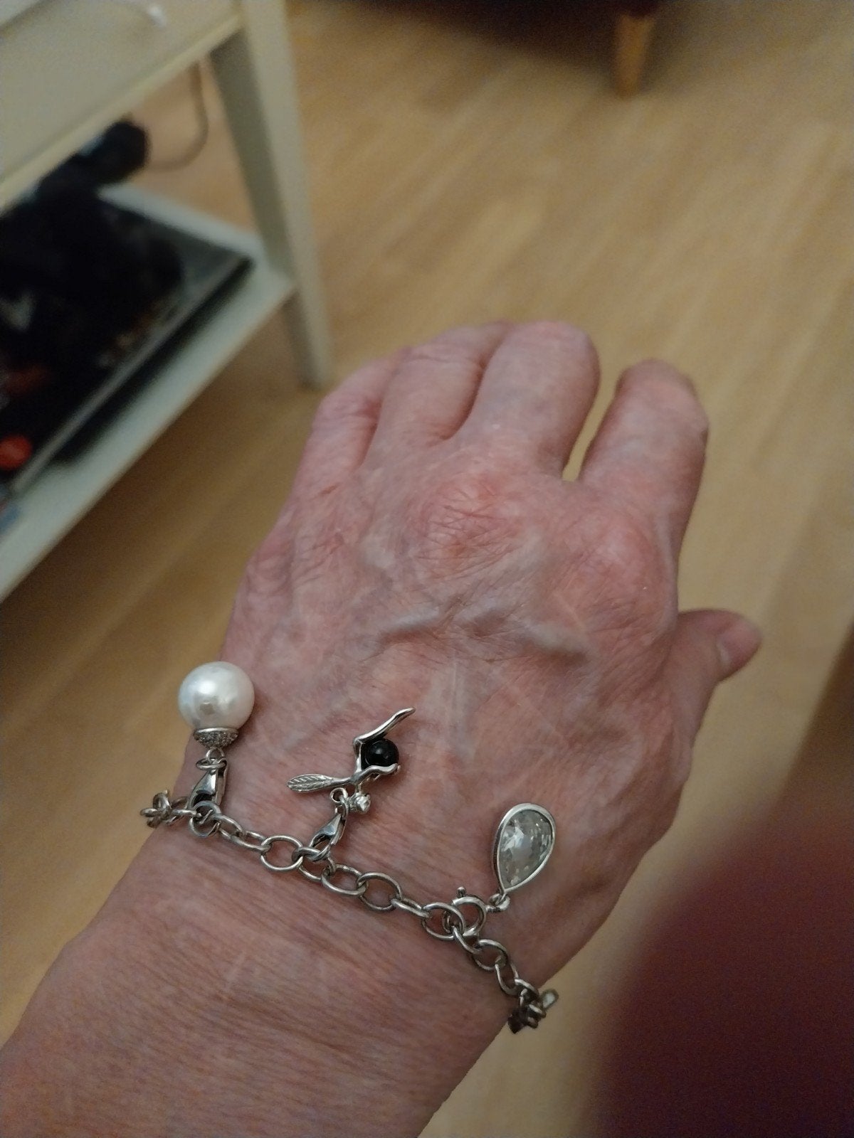 Zilveren bedelarmband met hartje en 925 keurmerk, Ophalen of Verzenden, Zilver, Zilver, Met bedels of kralen