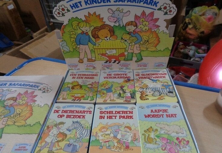 Partij display met boekjes het kinder safaripark, ., Nieuw, Ophalen of Verzenden, .