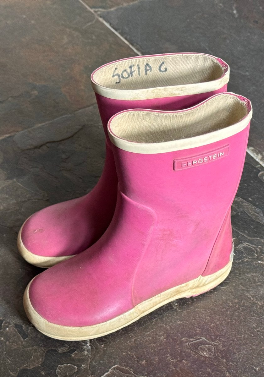 Gratis Bergstein laarzen maat 27 (met scheurtje), Ophalen of Verzenden, Gebruikt, Meisje