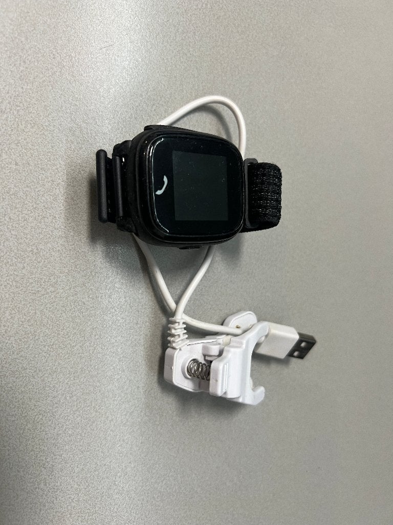 Wonlex GPS horloge (1x Roze en 1x Zwart), Ophalen, Gebruikt, Meerkleurig, Jongen of Meisje