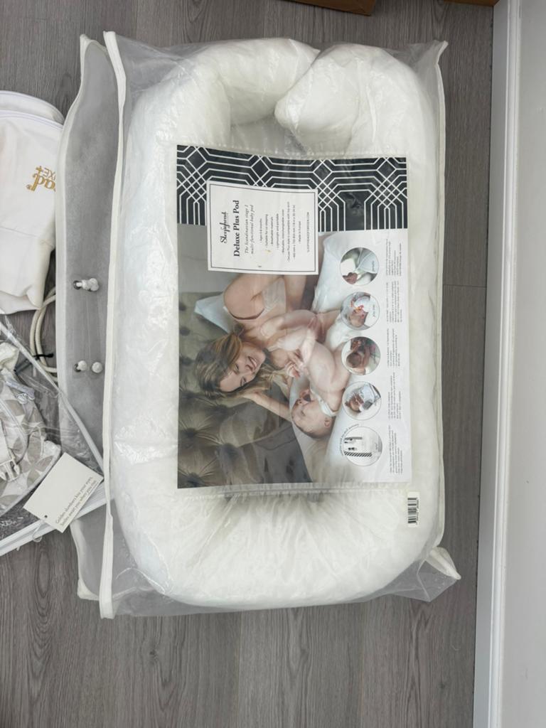 Sleepyhead Deluxe+ babynestje met 2 hoezen, Ophalen, Zo goed als nieuw, Overige typen