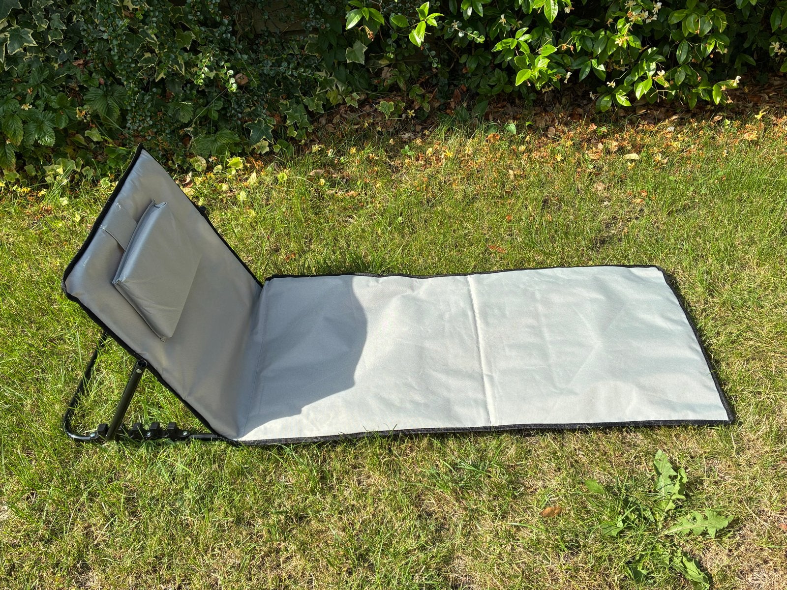 Ligmat met verstelbare rugleuning en draagtas, Ophalen of Verzenden, Zo goed als nieuw