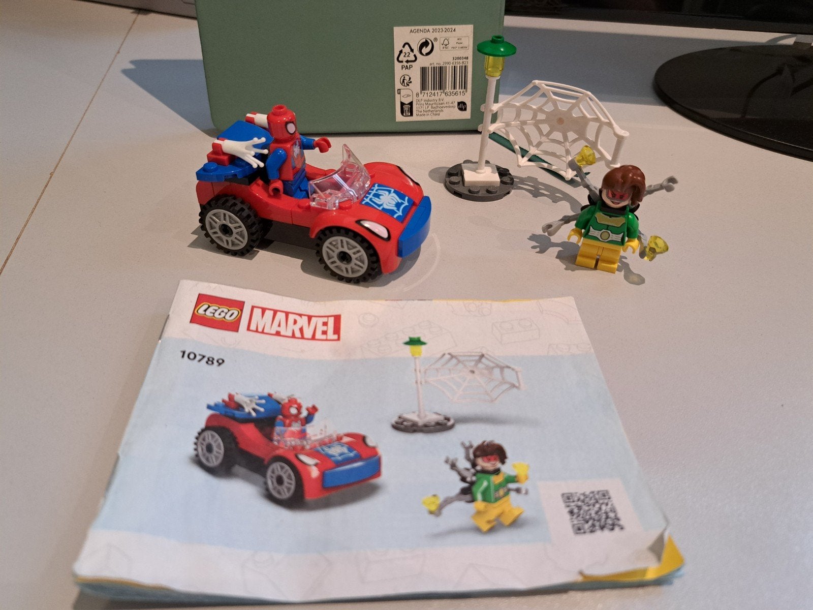 LEGO Marvel Spider-Man vs. Doc Ock (10789), Ophalen
