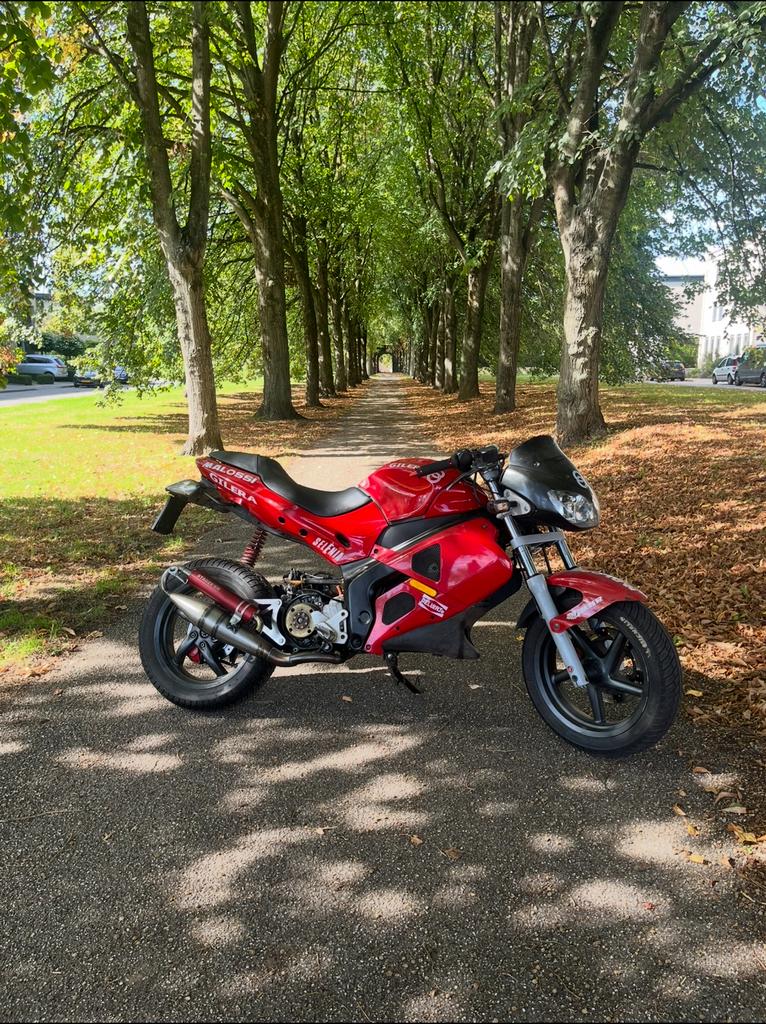 Gilera dna 70cc stage 6, Fietsen en Brommers, Ophalen, Zo goed als nieuw, Tweetakt, Overige modellen