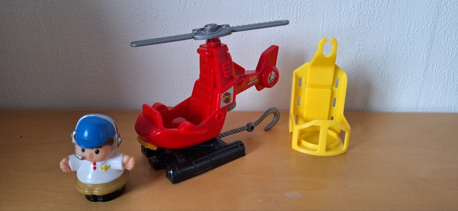 Fisher Price Little People Reddingshelicopter, Ophalen of Verzenden, Gebruikt, Speelset