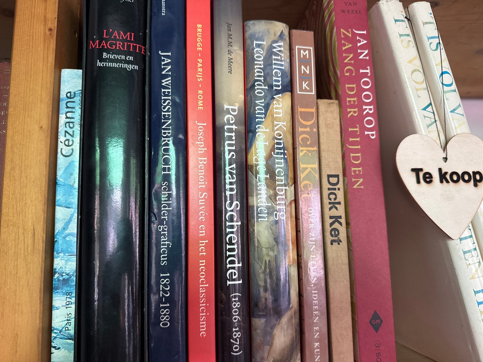 Diverse kunstboeken: Magritte, Weissenbruch, Suvée, Schendel, Ophalen, Gelezen, Nederland