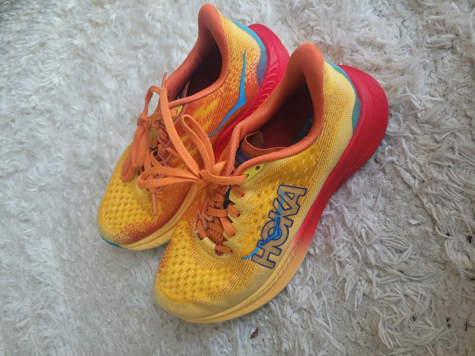 Hoka Mach 5 hardloopschoenen maat 36, Hoka, Sportschoenen, Nieuw, Oranje