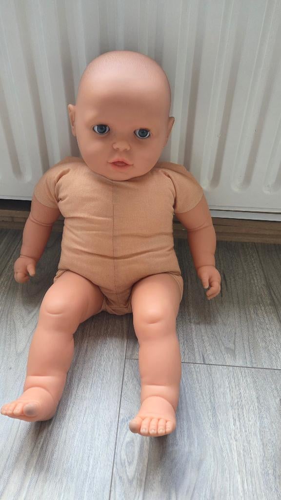 Lieve Pop 58 cm met stoffen lijfje, babymassage, Kinderen en Baby's, Speelgoed | Poppen, Ophalen of Verzenden, Zo goed als nieuw