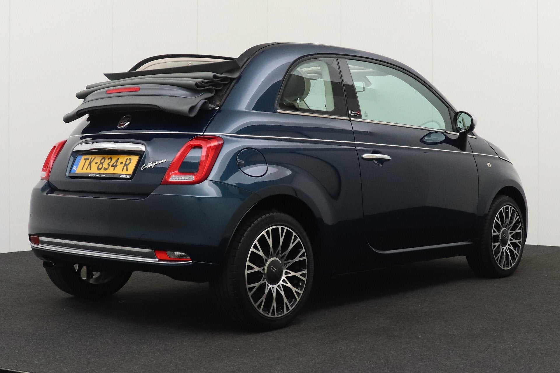 Fiat 500C 0.9 TwinAir Turbo Collezione Cabrio Navi Airco 16', Stof, Gebruikt, Cabriolet, Origineel Nederlands