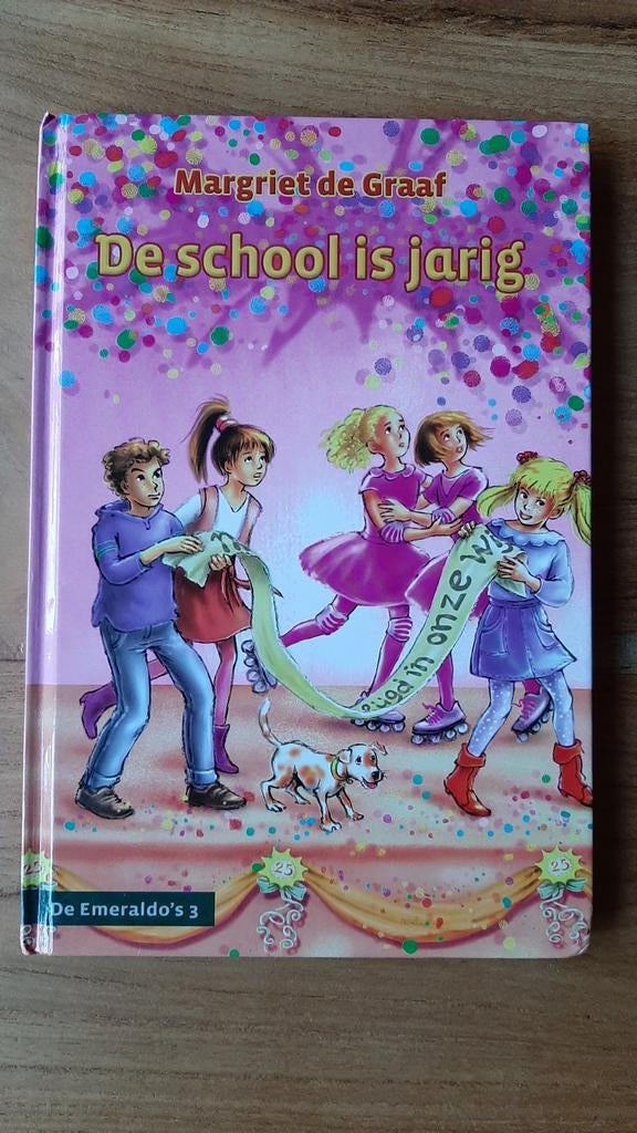 De school is jarig *Margriet de Graaf*, Boeken, Ophalen of Verzenden, Zo goed als nieuw, Margriet de Graaf, Fictie algemeen