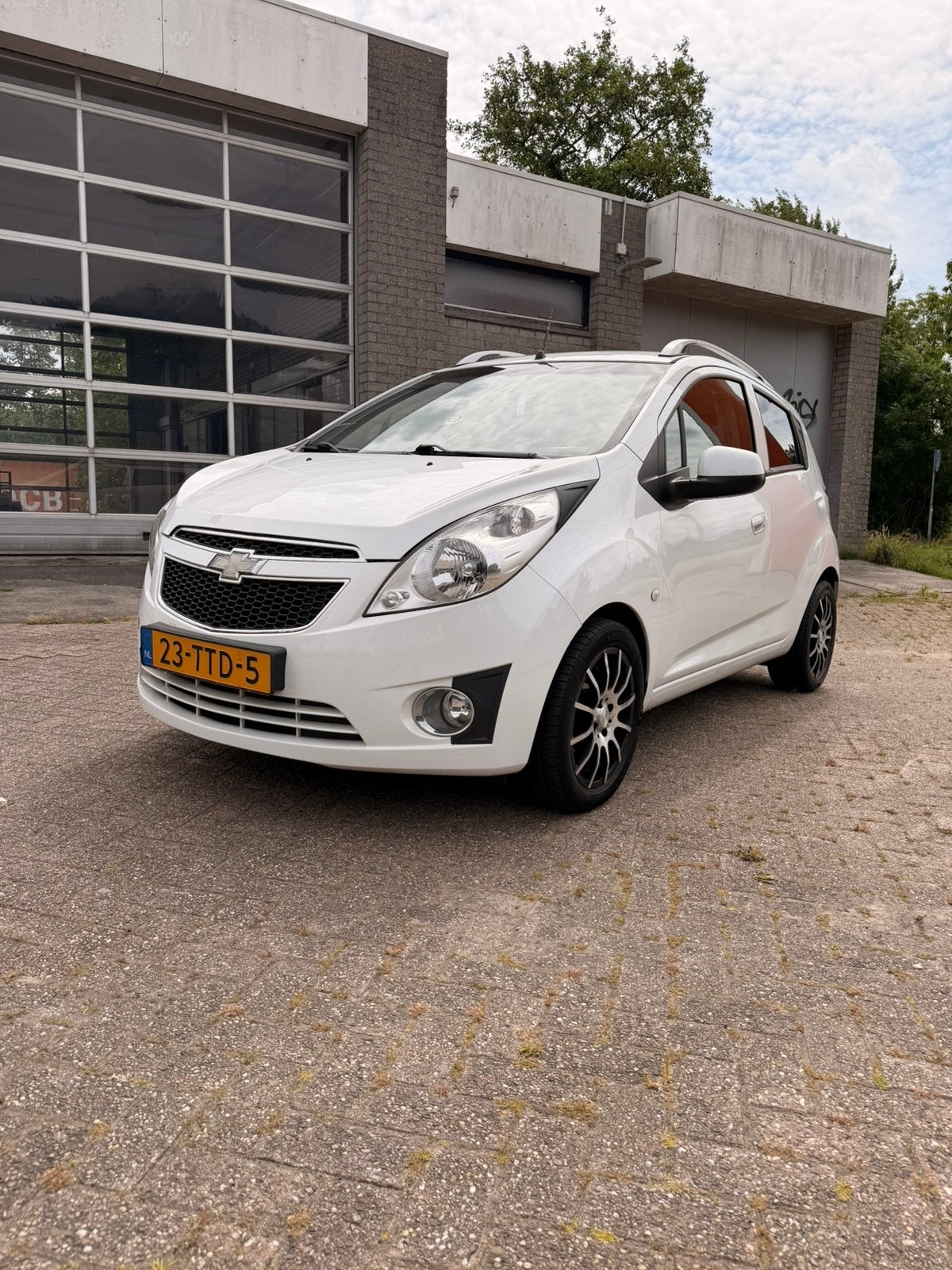 Chevrolet Spark 1.0 2012 Wit, Voorwielaandrijving, 839 kg, 4 cilinders, Origineel Nederlands
