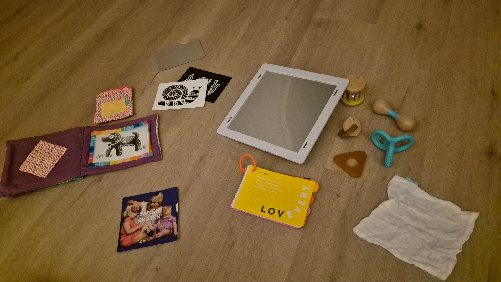 Lovevery De Charmeur Play Kit 3-4 maanden, Ophalen of Verzenden, Zo goed als nieuw, Overige typen