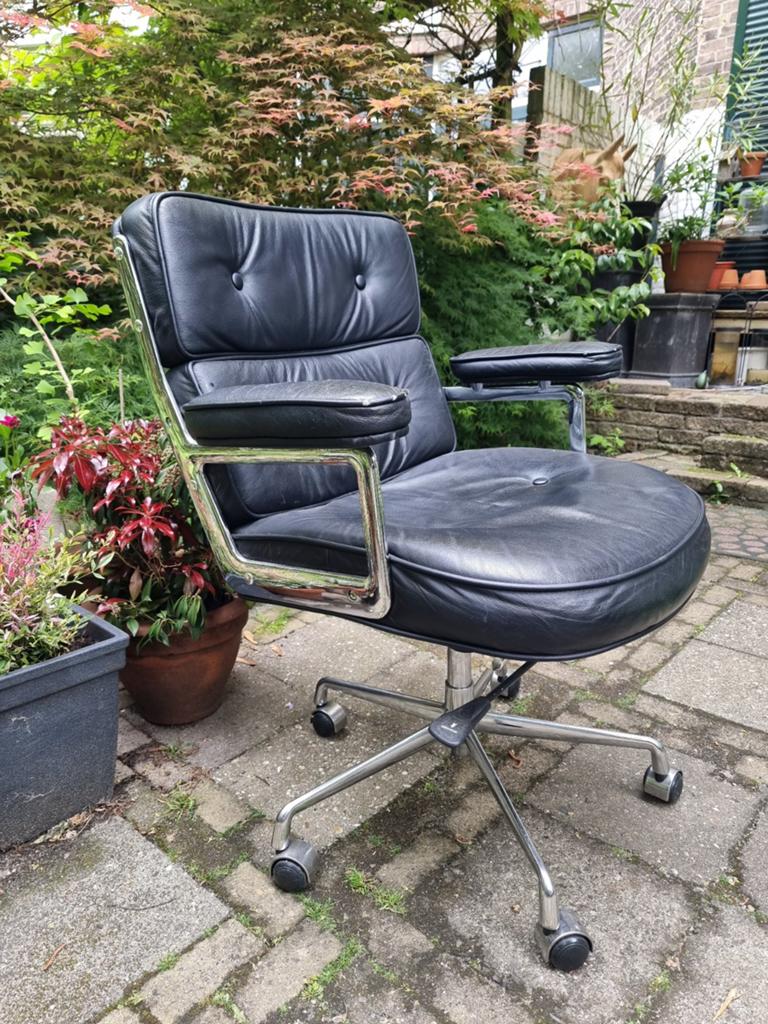 Imitatie eames lobby chair, Ophalen, Gebruikt, Zwart, Bureaustoel