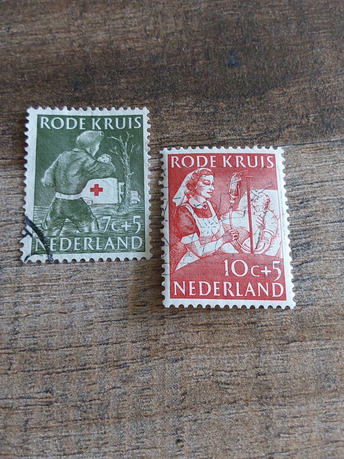 nvph 609+610 Rode Kruis zegels 1953  ( gest), Ophalen of Verzenden