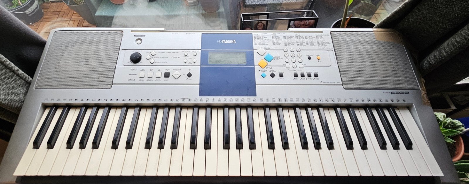 Yamaha PSR-E323 Keyboard met kabel, Ophalen, Gebruikt, 61 toetsen, Yamaha