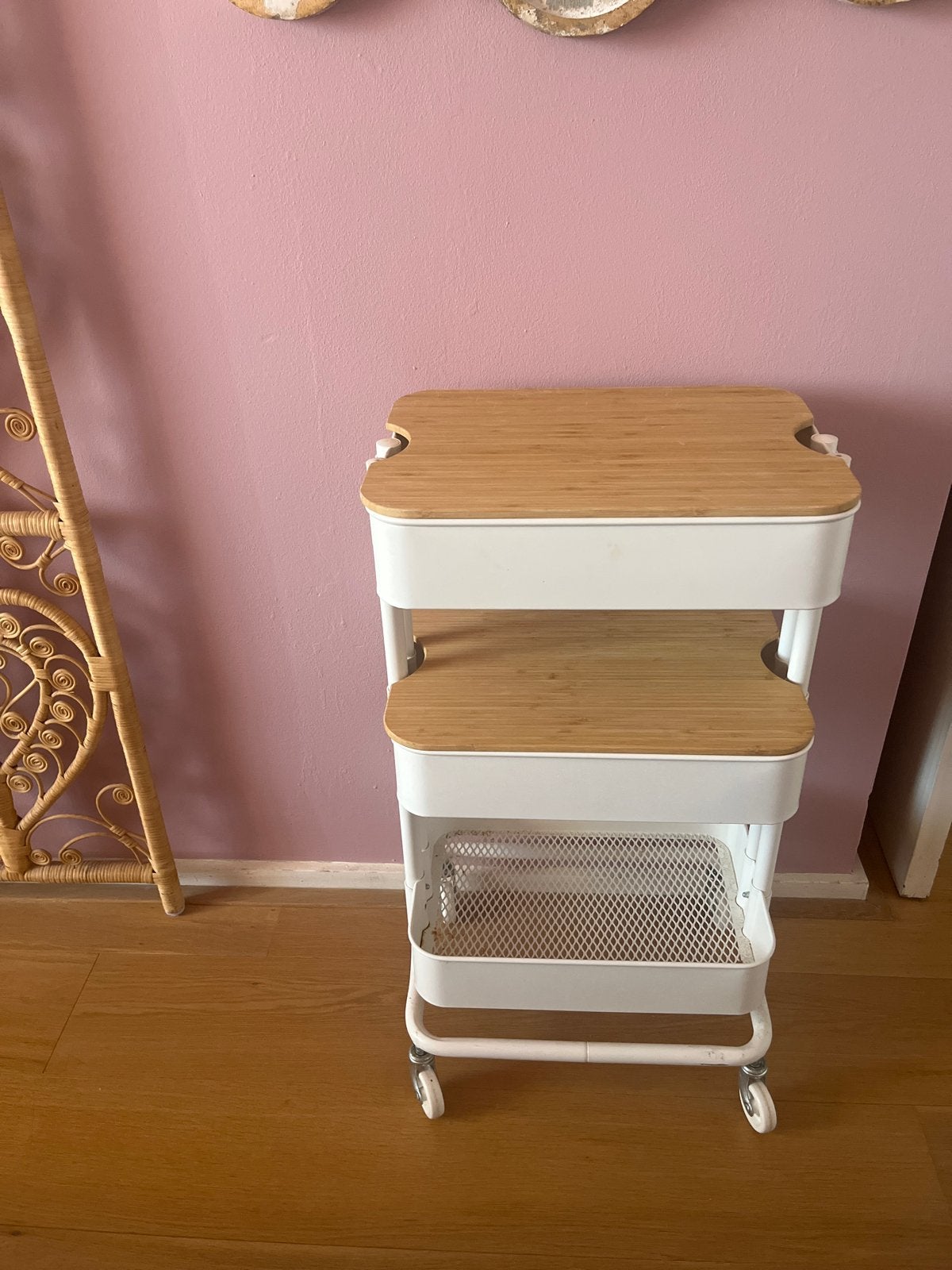 IKEA RÅSKOG roltafel met bamboe planken, Huis en Inrichting, Ophalen, Zo goed als nieuw