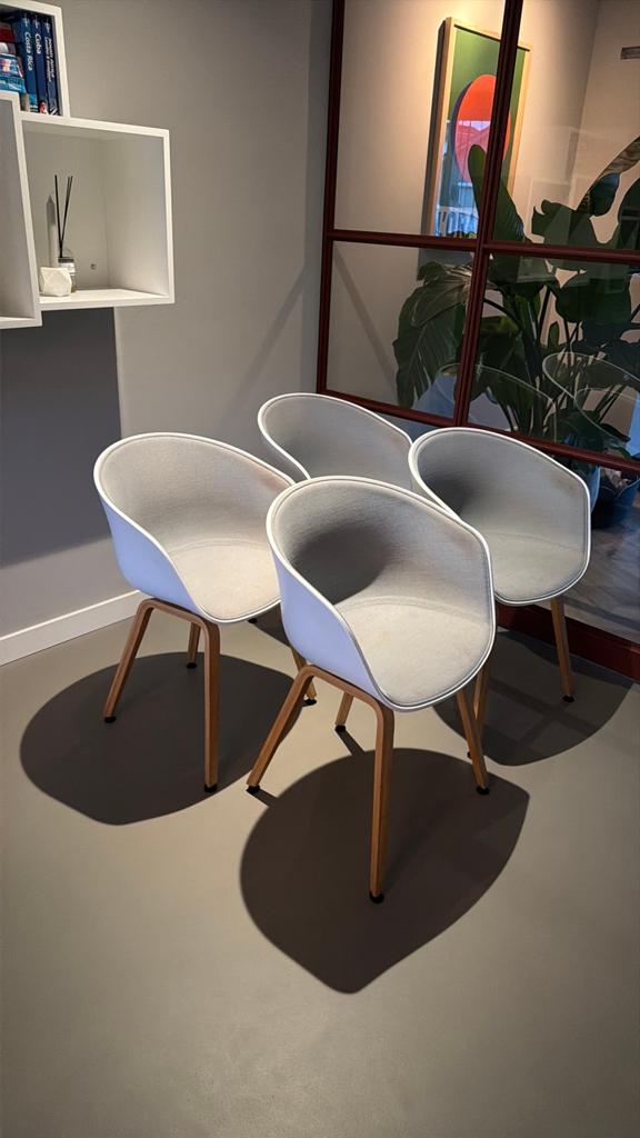4x HAY About a Chair AAC 22 – wit/grijs/hout – designstoelen, Ophalen, Overige materialen, Gebruikt, Modern scandinavisch