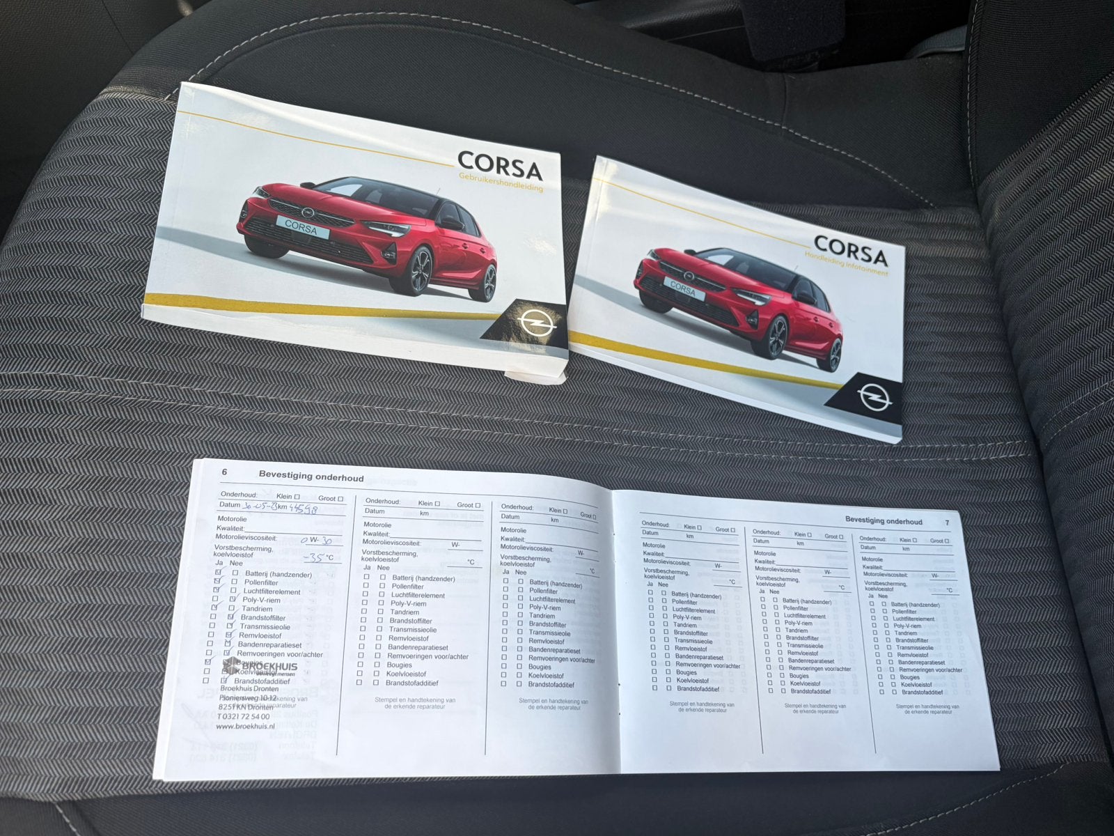 Opel Corsa 1.2 Turbo Start/stop 100pk 2021 Wit, Auto's, Opel, Voorwielaandrijving, 100 pk, Origineel Nederlands, 1200 kg