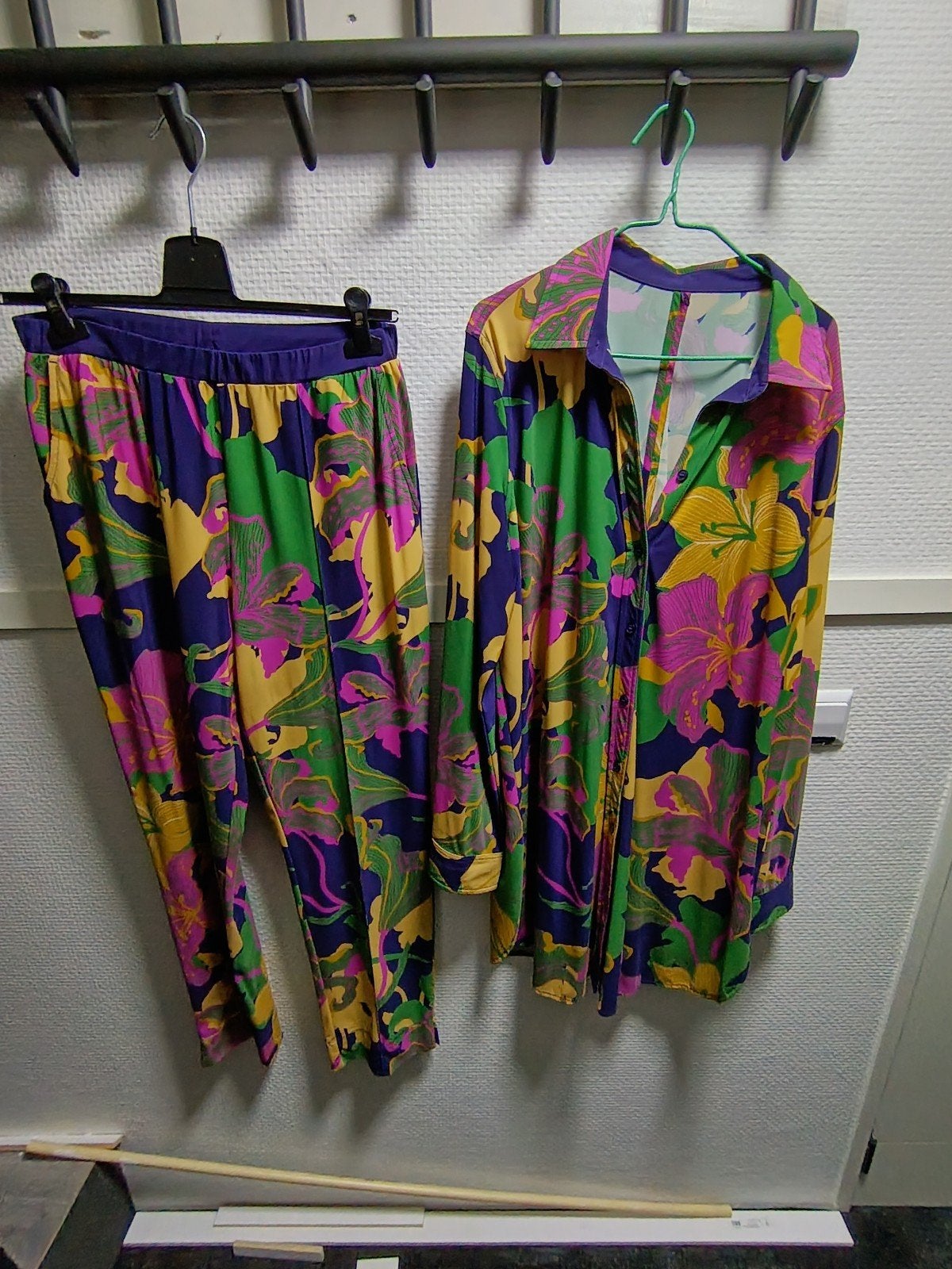 plus basics set, Kleding | Dames, Ophalen of Verzenden, Zo goed als nieuw, Broek of Spijkerbroek