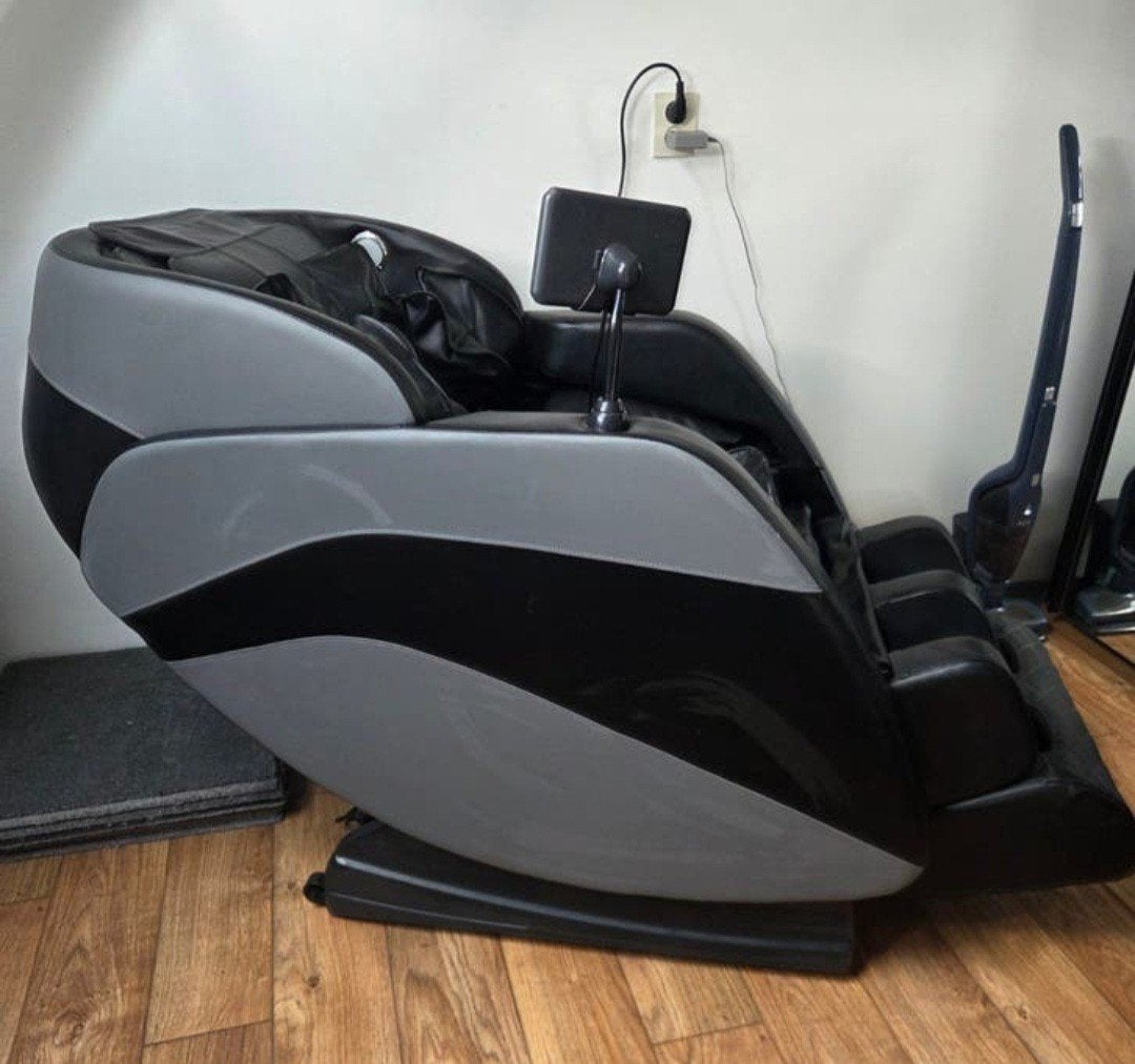 Luxe massage stoel. 350  euro VASTE PRIJS!!, Ophalen, Zo goed als nieuw, Massagestoel of Kussen