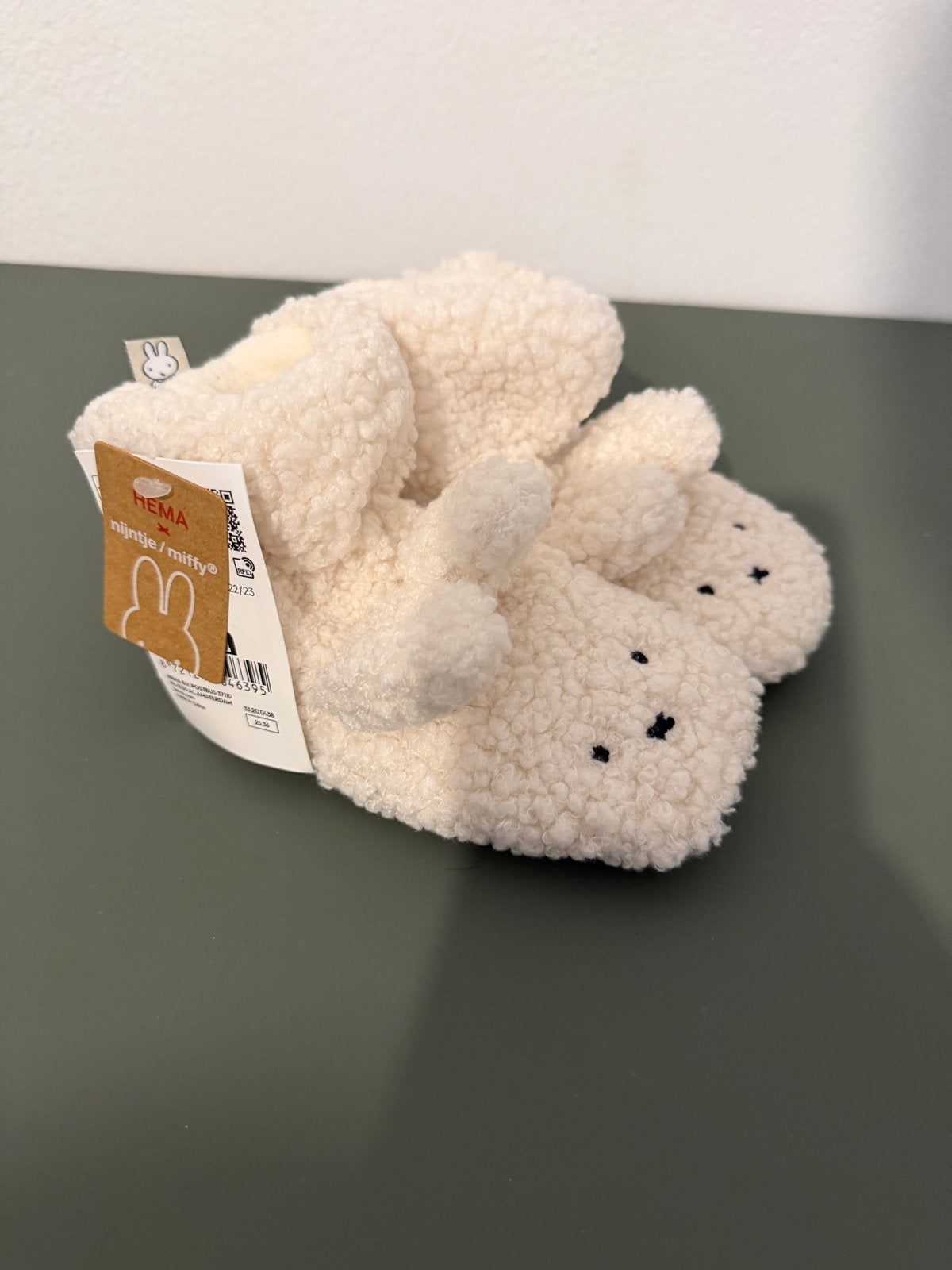 Nieuwe HEMA Nijntje slofjes maat 20-21, Ophalen of Verzenden, Nieuw, Jongetje of Meisje, Slofjes