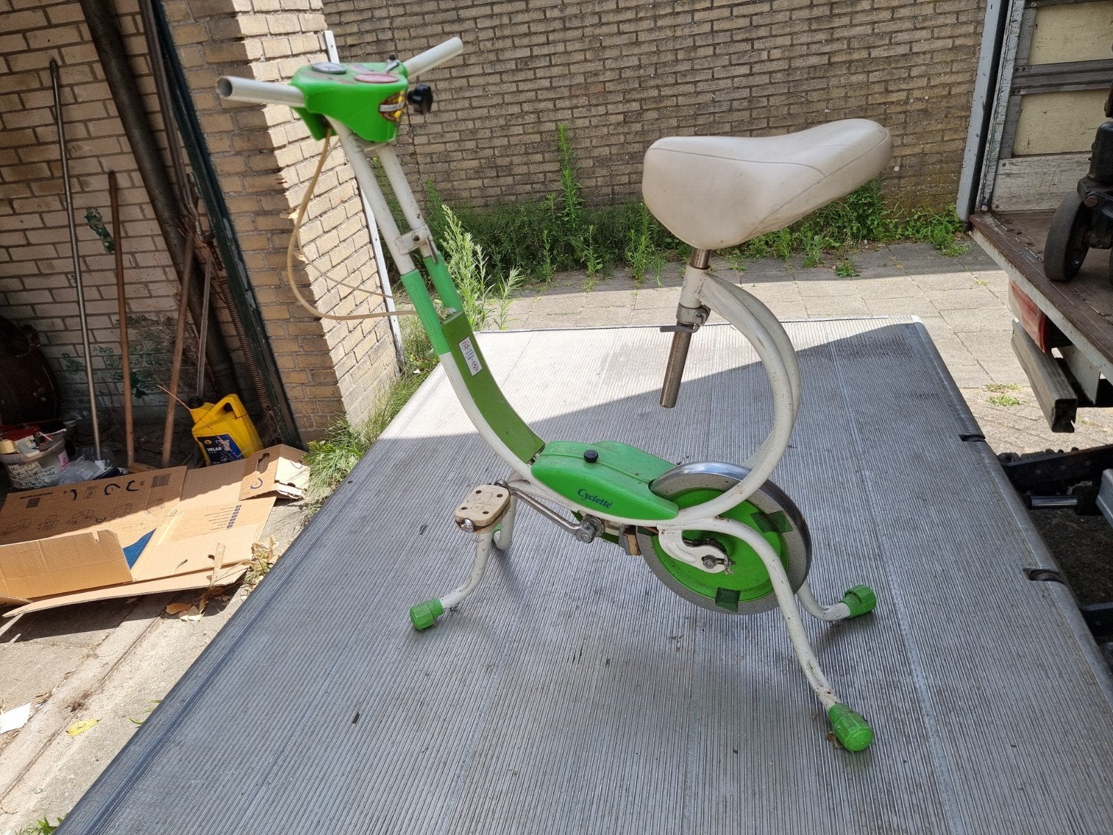 Vintage Hometrainer - Groen en Wit - Goede Staat, Ophalen, Gebruikt, Metaal, Benen