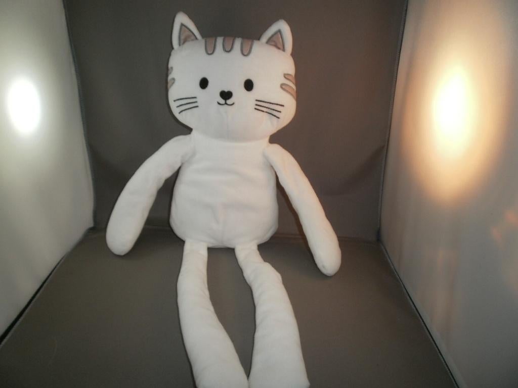 HEMA poes 50cm wit met zwarte ogen snorharen hartje als neus, Ophalen of Verzenden, Nieuw