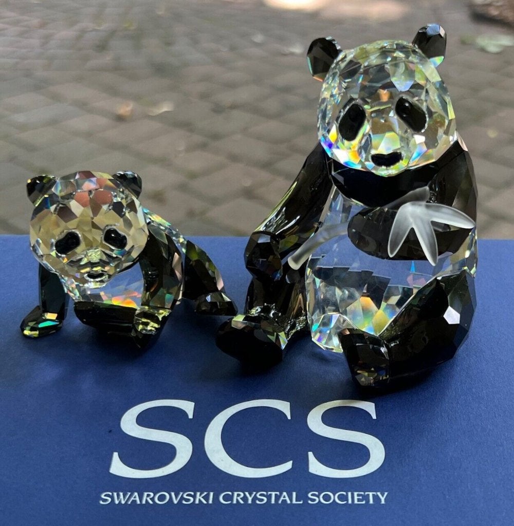 Swarovski Panda moeder en baby incl.doos & certificaat, Ophalen of Verzenden, Nieuw, Figuurtje