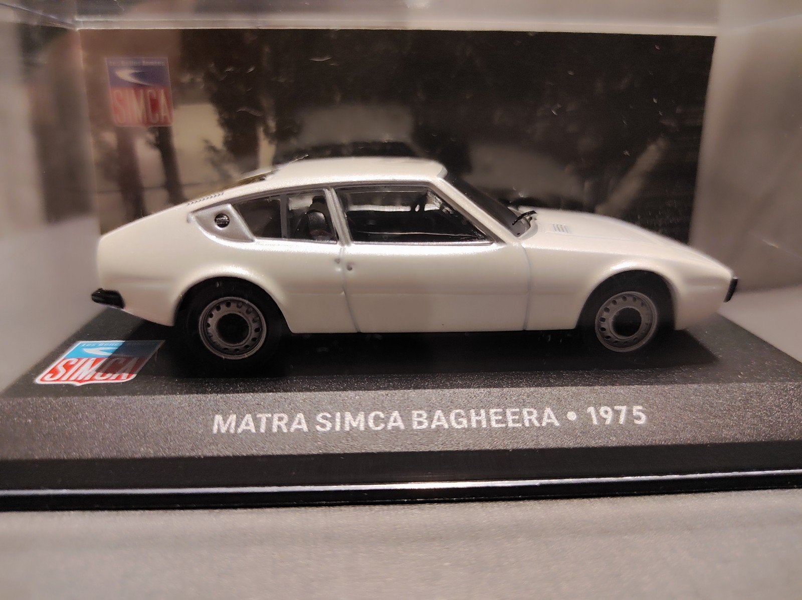 Matra Simca Bagheera wit 1975 1:43 in vitrinedoosje, Ophalen of Verzenden, Nieuw, Auto, Overige merken