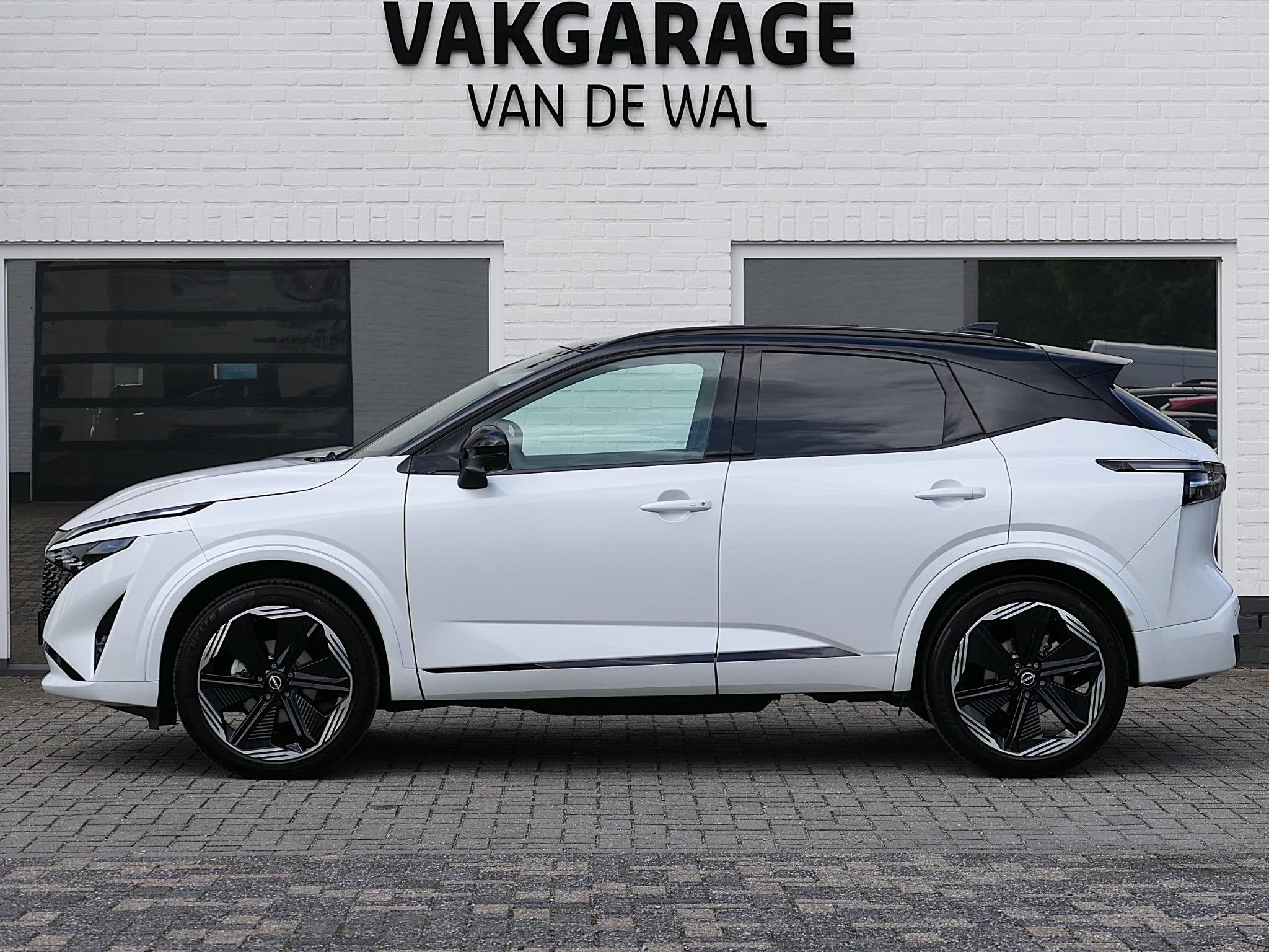 Nissan Qashqai 1.3 MHEV Xtronic N-Design | Panoramadak | BOS, Auto's, Euro 6, 4 cilinders, Wit, 1365 kg