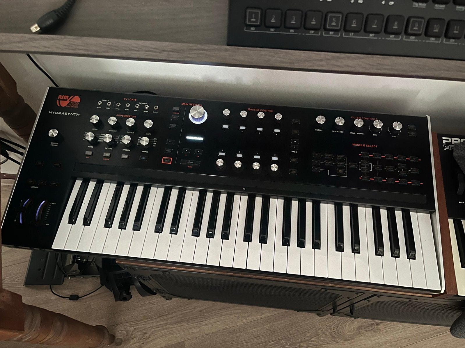ASM Hydrasynth, Ophalen of Verzenden, Zo goed als nieuw, Met midi-aansluiting, 49 toetsen
