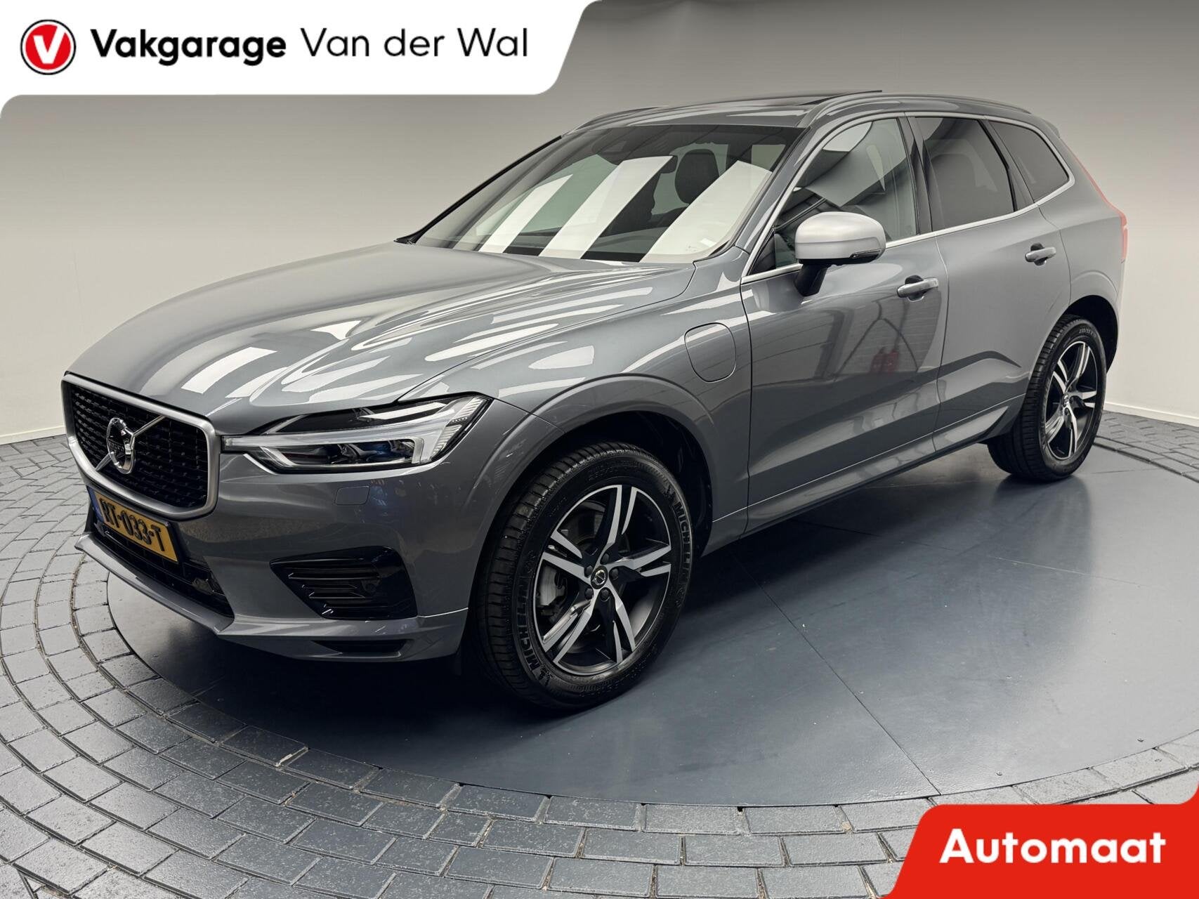 Volvo XC60 2.0 T8 Twin Engine AWD R-Design Automaat-Trekhaak, Automaat, Gebruikt, 320 pk, Origineel Nederlands