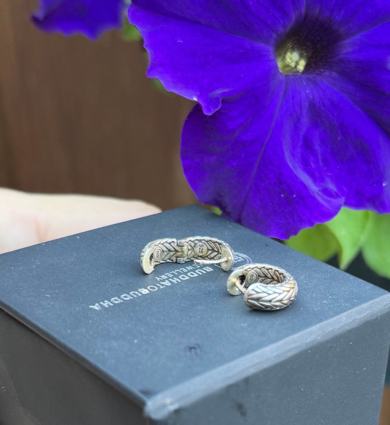 Buddha to buddha OORBELLEN ELLEN SMALL, Ophalen of Verzenden, Zo goed als nieuw, Zilver