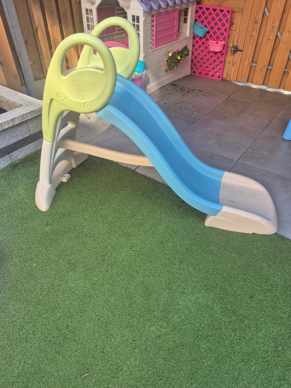 Smoby Glijbaan - Perfect voor urenlang speelplezier!, Ophalen of Verzenden, Zo goed als nieuw, Glijbaan