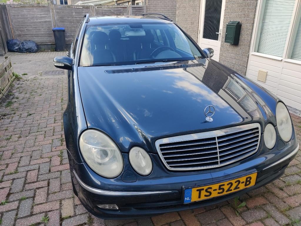 Mercedes-Benz 2003 E 320CDI Estate, Auto's, Mercedes-Benz, Automaat, Achterwielaandrijving, Zwart, 3222 cc