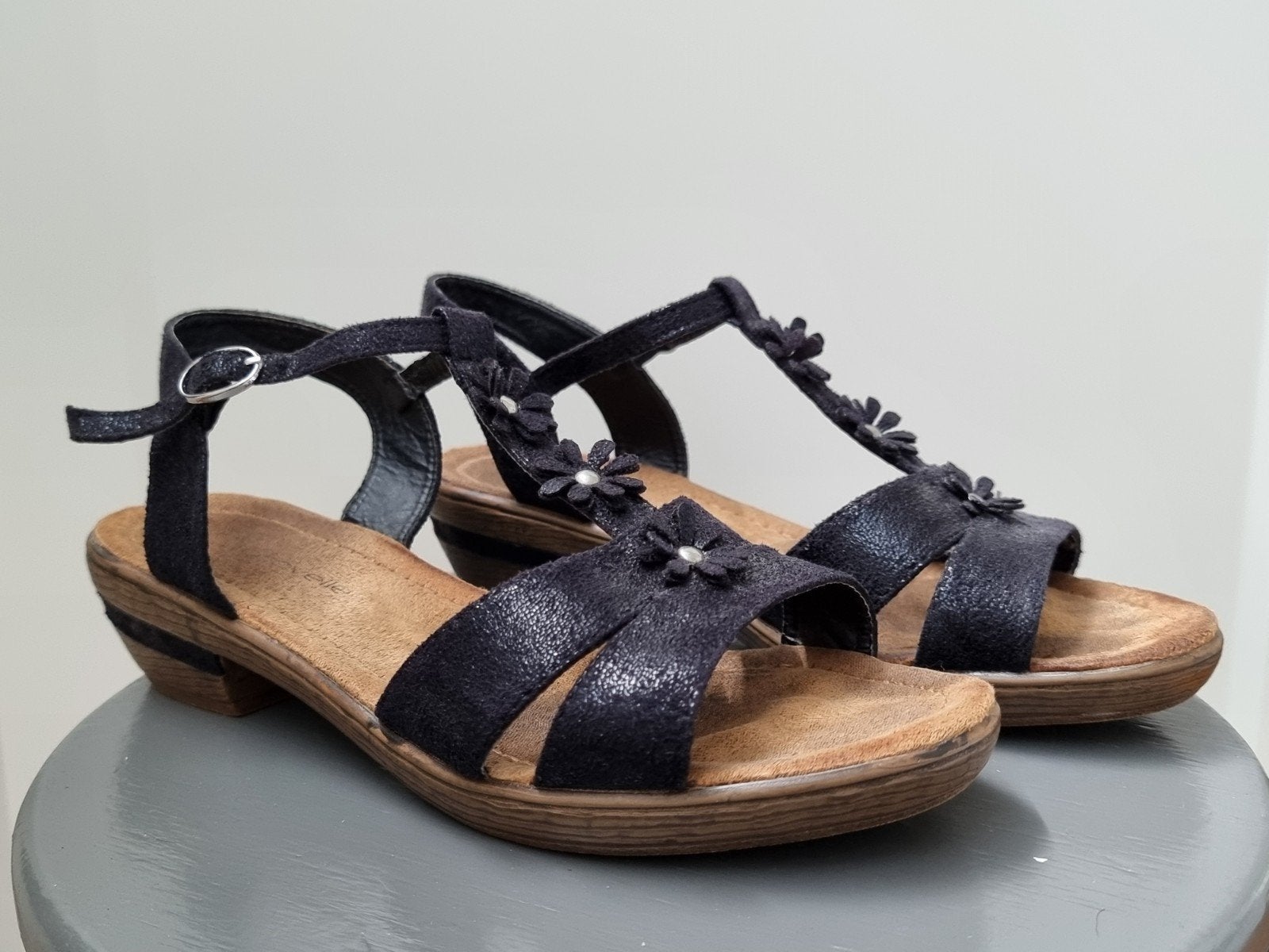 Zwarte sandalen merk Caravelle maat 38, Kleding | Dames, Schoenen, Caravelle, Zwart, Gedragen, Sandalen of Muiltjes