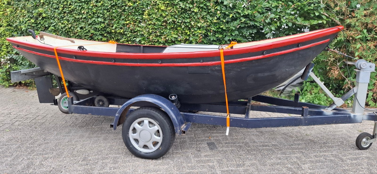 Stalen Sloep / Vlet met Lister Diesel en Trailer., Watersport en Boten, Gebruikt, 4 m, Binnenboordmotor, Diesel