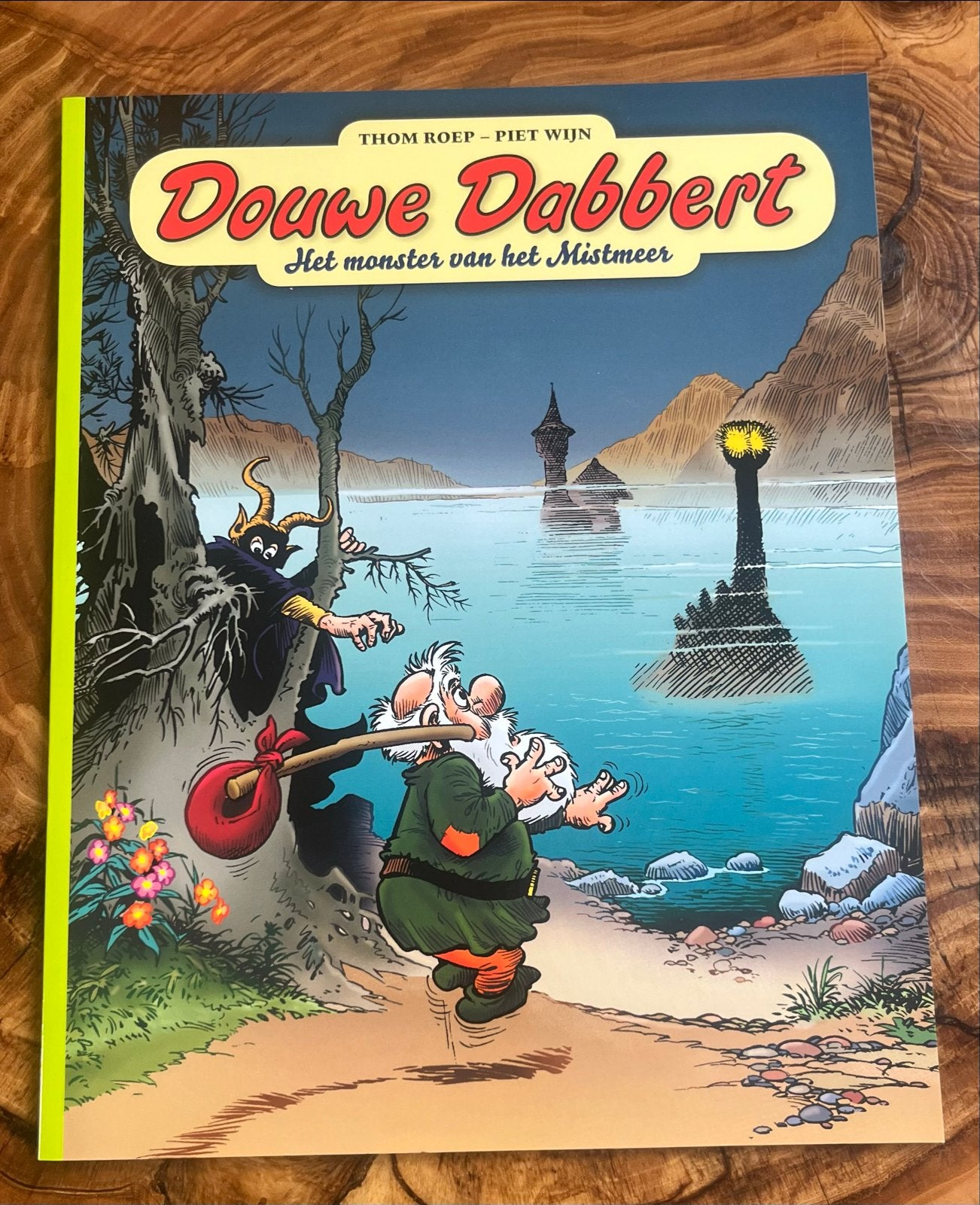 Douwe Dabbert - Het monster van het Mistmeer, Boeken, Stripboeken, Zo goed als nieuw, Eén stripboek, Ophalen of Verzenden