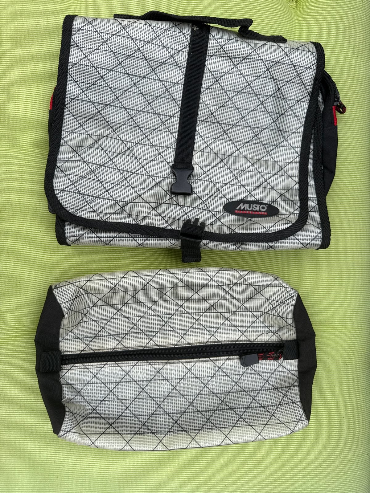 Musto toilettas/opbergtas - Grijs/Zwart, Ophalen, Gebruikt, Grijs, Softcase