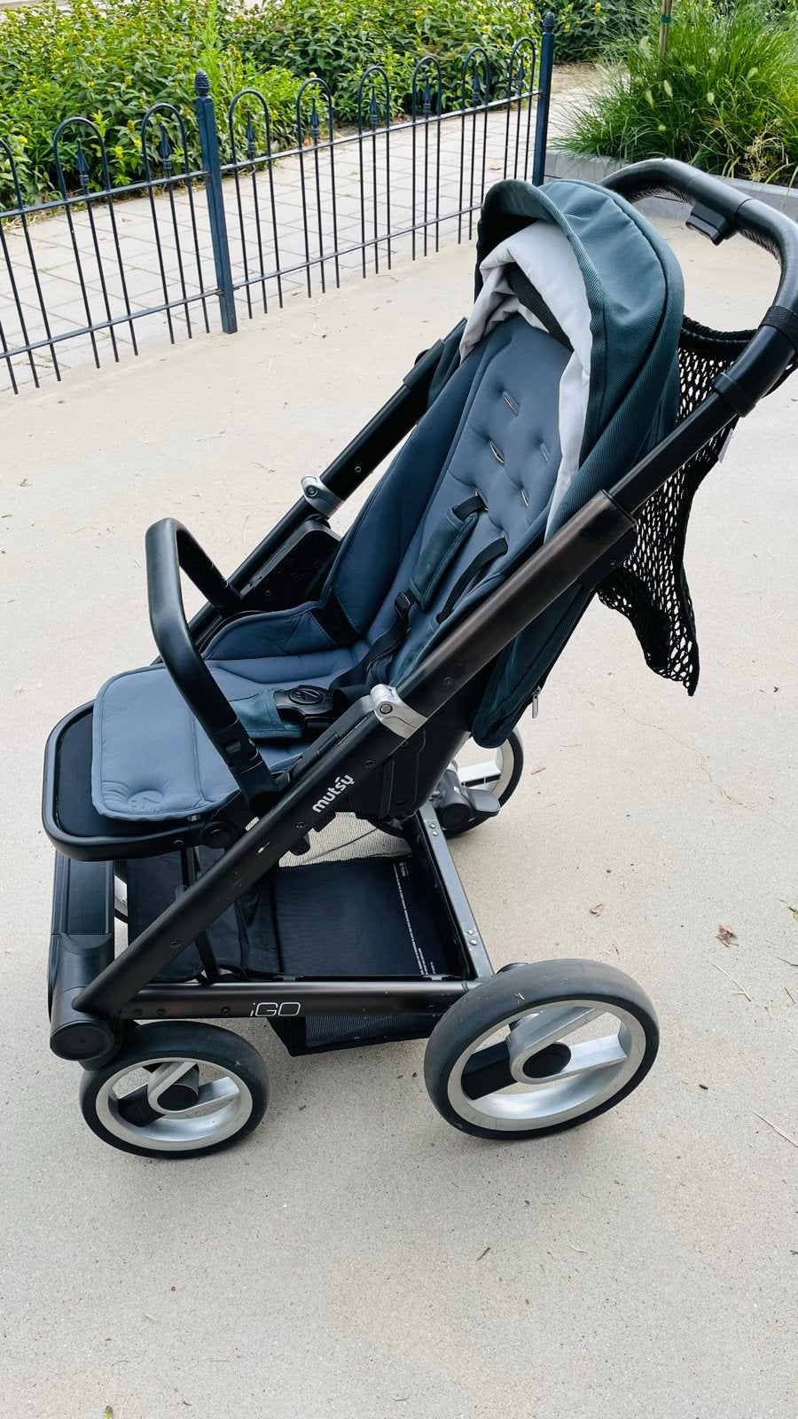 Mutsy Igo Combiwagen met Reiswieg en Accessoires, Ophalen, Gebruikt, Combiwagen, Met reiswieg