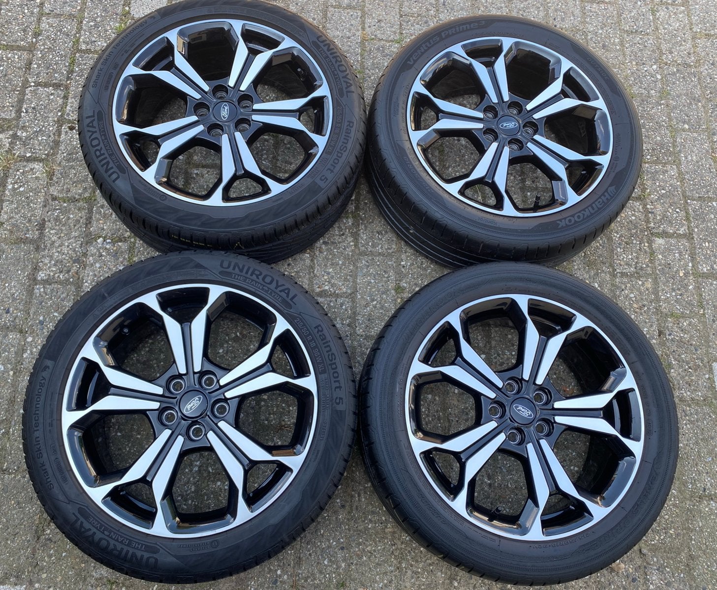 18” Ford Focus Active velgen + TPMS + 215/50 R18 banden