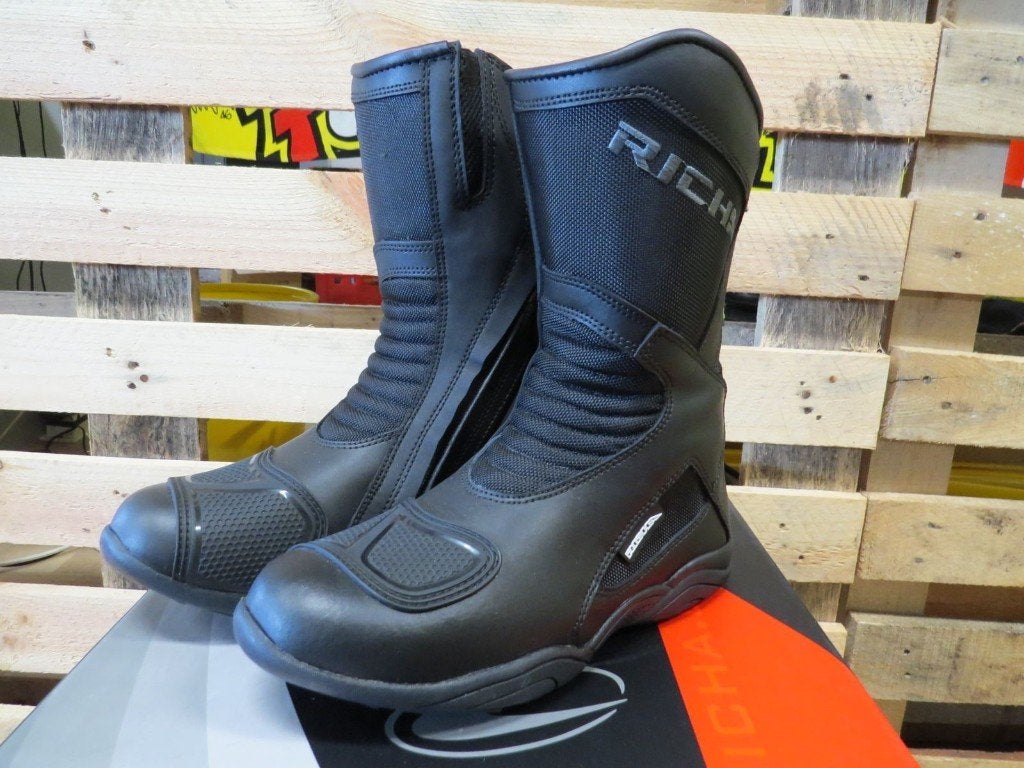 Nieuwe motorlaarzen Richa Vulcan maat 38 van 139,95 voor 109, Motoren, Info@igmtrading.nl, Igm trading, Laarzen, Ophalen