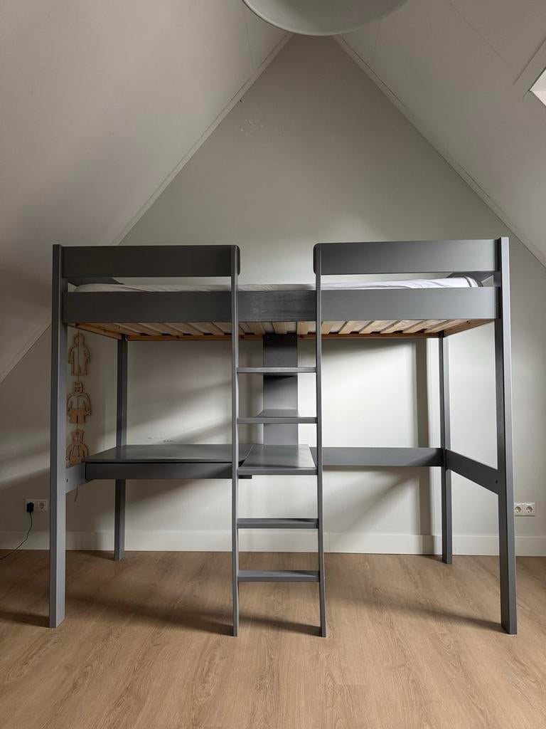 Grijze hoogslaper met bureau en matras, Ophalen, Gebruikt, Hoogslaper