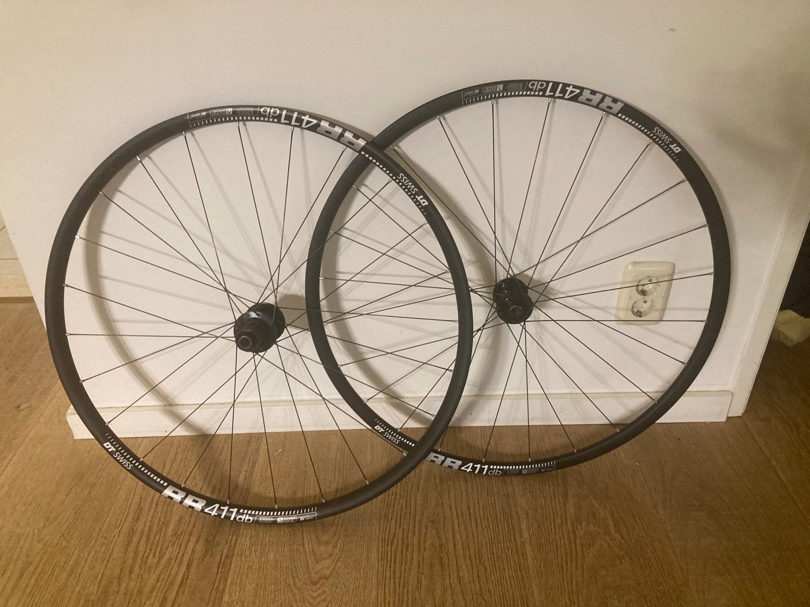 ZGAN wielset DT Swiss RR 411, Ophalen, Zo goed als nieuw, Carbon