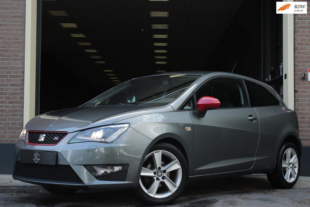 Seat Ibiza 1.0 TSI FR 95PK |Camera|Xenon|CarPlay|Vol!|, Auto's, Voorwielaandrijving, Stof, Gebruikt, Zwart