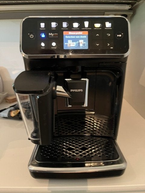 Philips LatteGo 5400 serie, Witgoed en Apparatuur, Ophalen, Zo goed als nieuw, Koffiemachine, Gemalen koffie