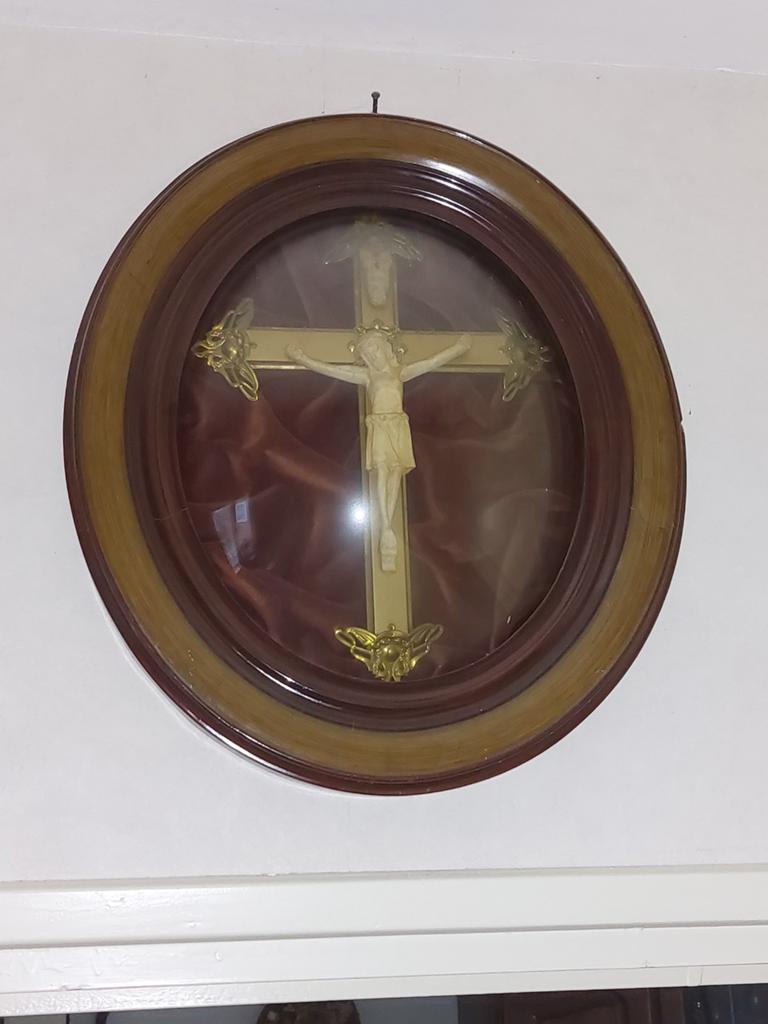 2 antieke religieuze schilderijen, Ophalen