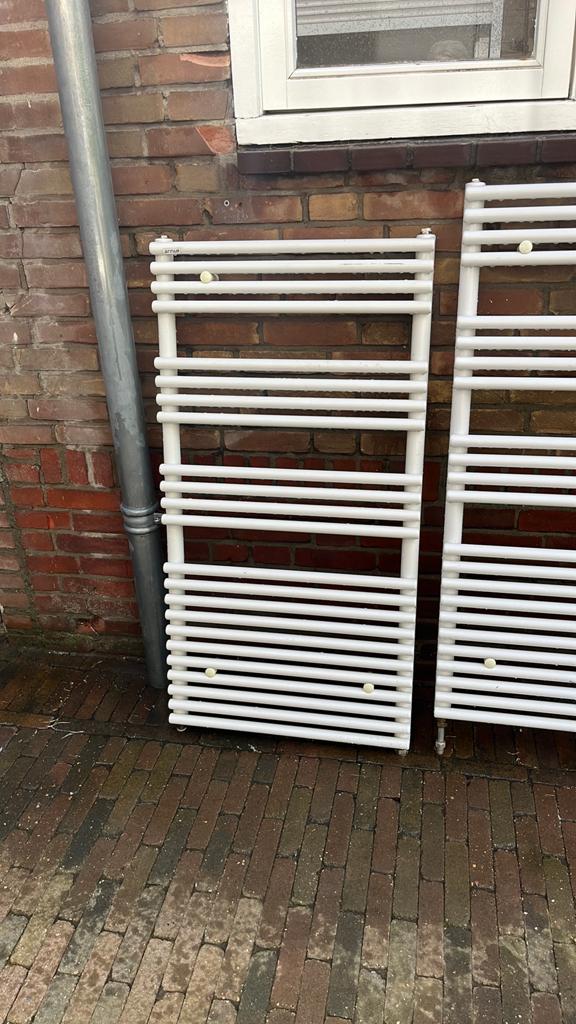 Witte handdoekradiator, Ophalen, Radiator, Minder dan 60 cm, 80 cm of meer