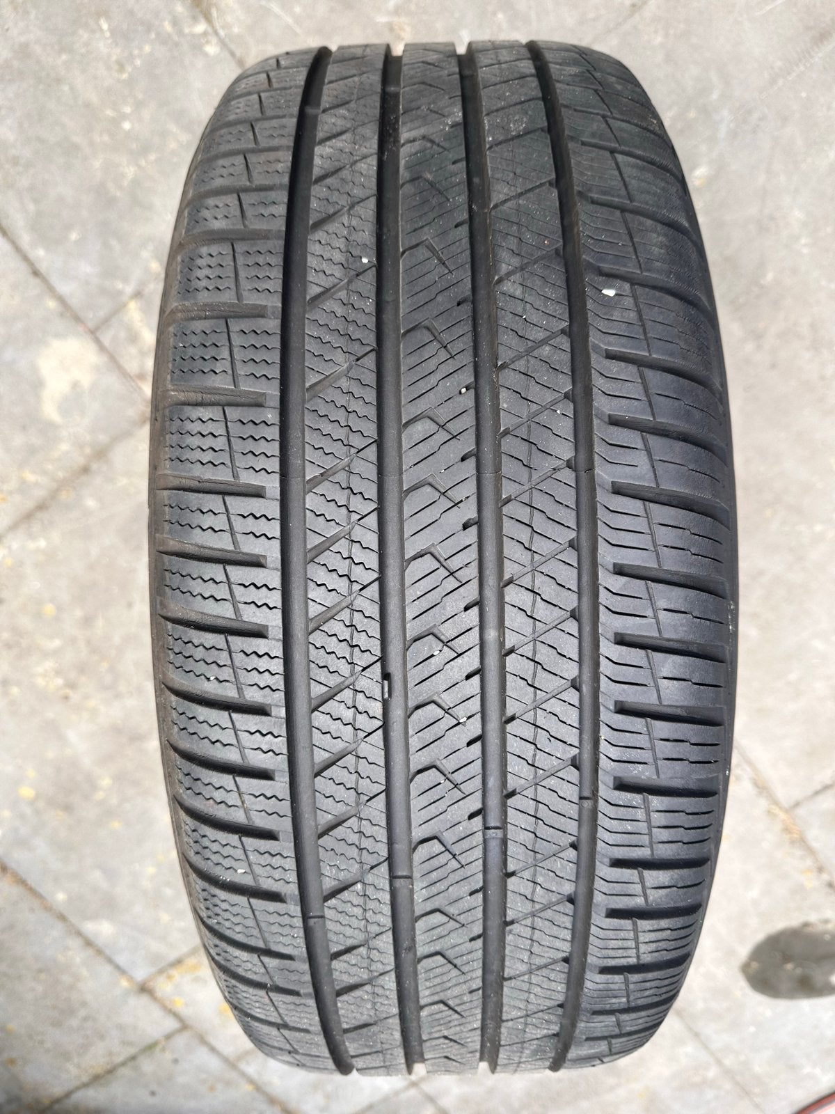 2 Volvo 18 inch velgen met Vredestein Quatrac Pro banden, Ophalen, 18 inch, Gebruikt, Banden en Velgen
