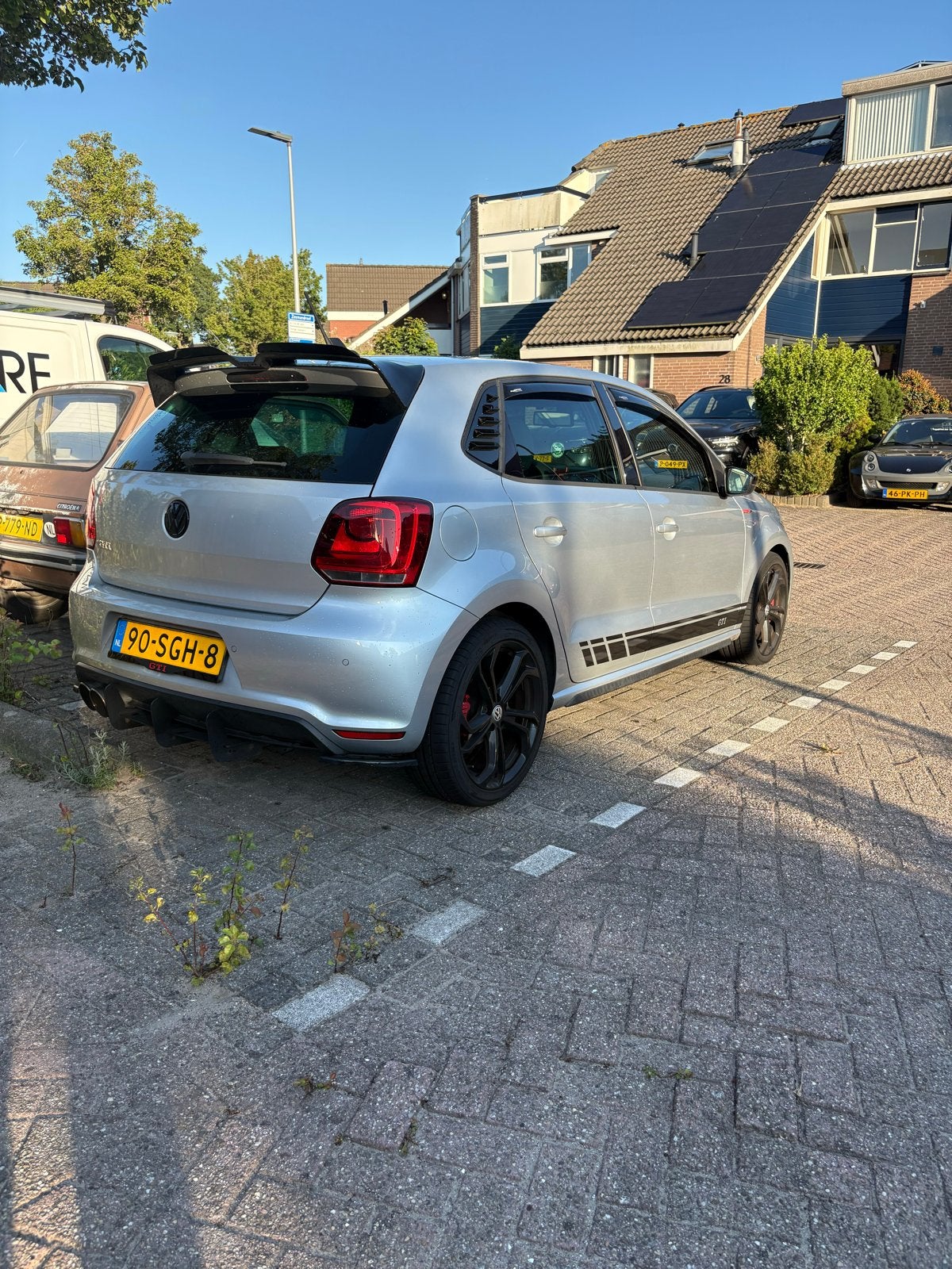 Volkswagen Polo gti 1.4 TSI 132KW DSG 2011 Grijs, 1169 kg, 4 cilinders, 179 pk, Origineel Nederlands